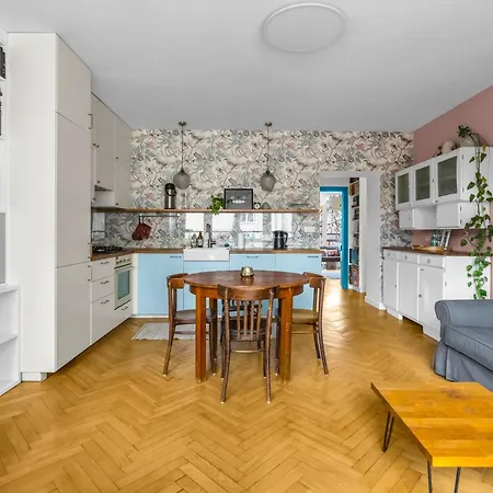 Hoza Heart Of By Bookinghost Appartement *