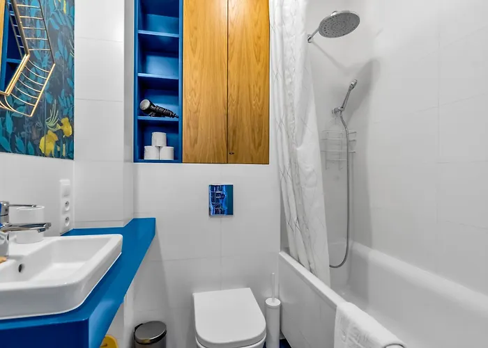 Hoza Heart Of By Bookinghost Apartment