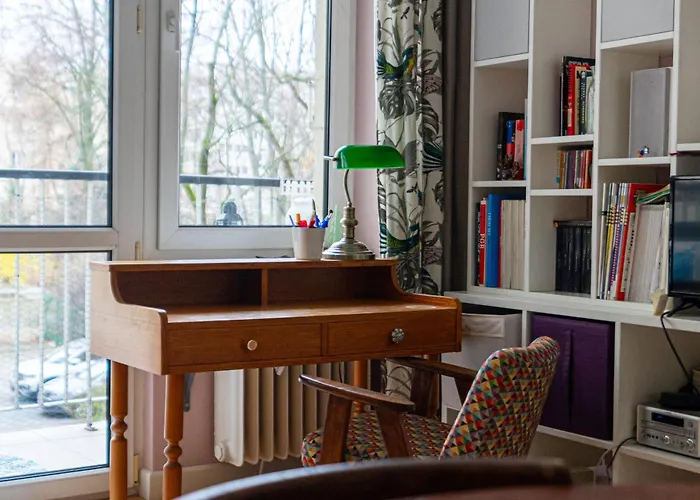 Hoza Heart Of By Bookinghost * Warsaw