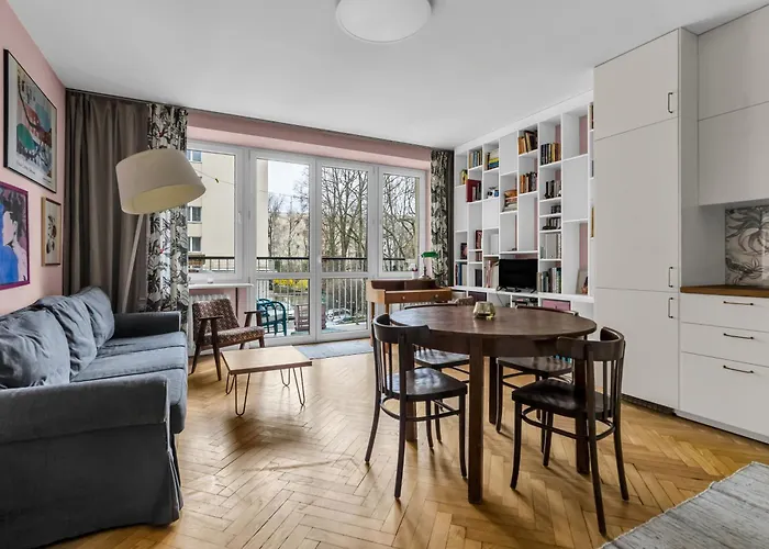 Hoza Heart Of By Bookinghost Apartment